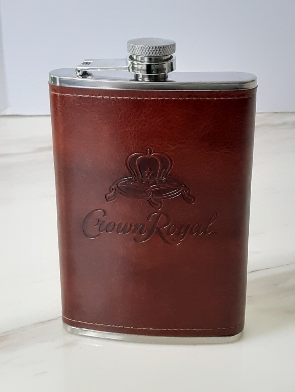 Crown Royal Whisky Limited Ed Signature Brown Leather Stainless Steel Flask 8oz